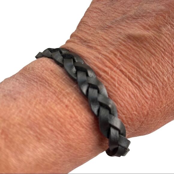 Leather Twist Braided Adjustable Leather Bracelet • NWT - Picture 4 of 5
